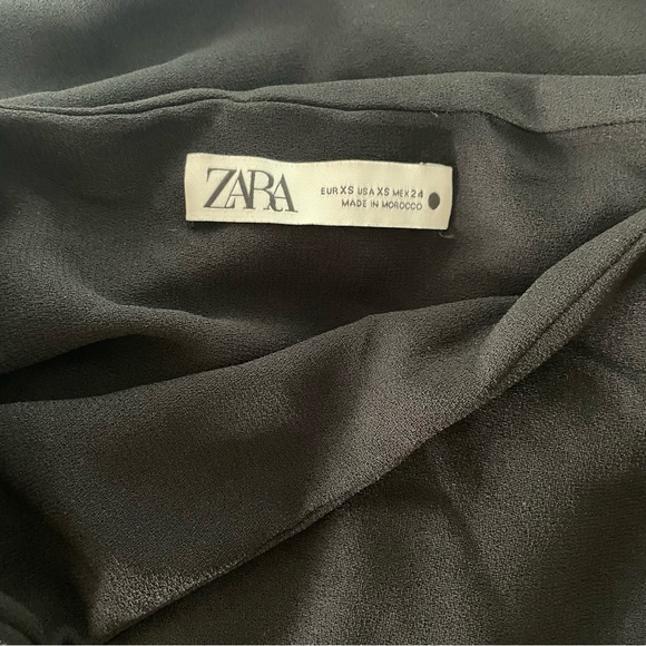 Zara Asymmetrical Flowy Long Sleeve Black Blouse - Picture 8 of 10